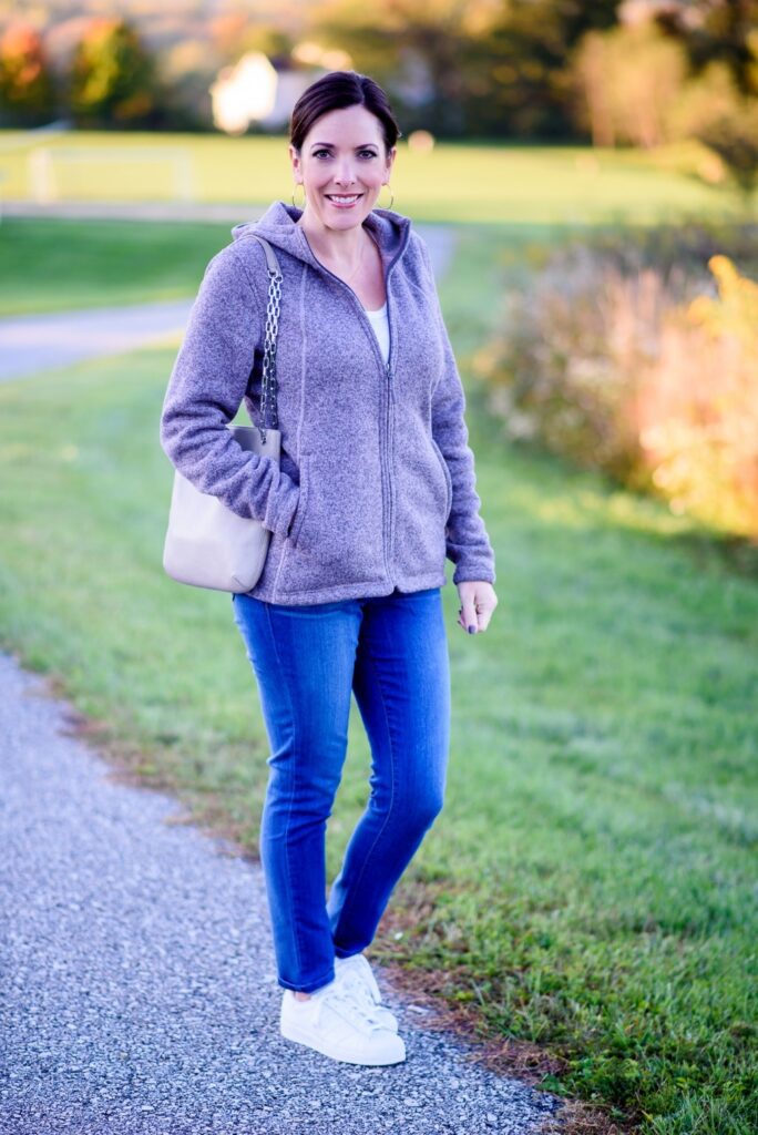 soccer mom outfit