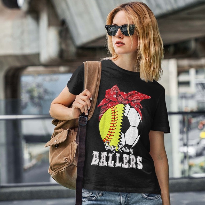 soccer mom outfit