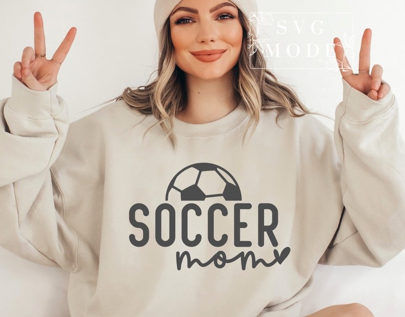 soccer mom outfit