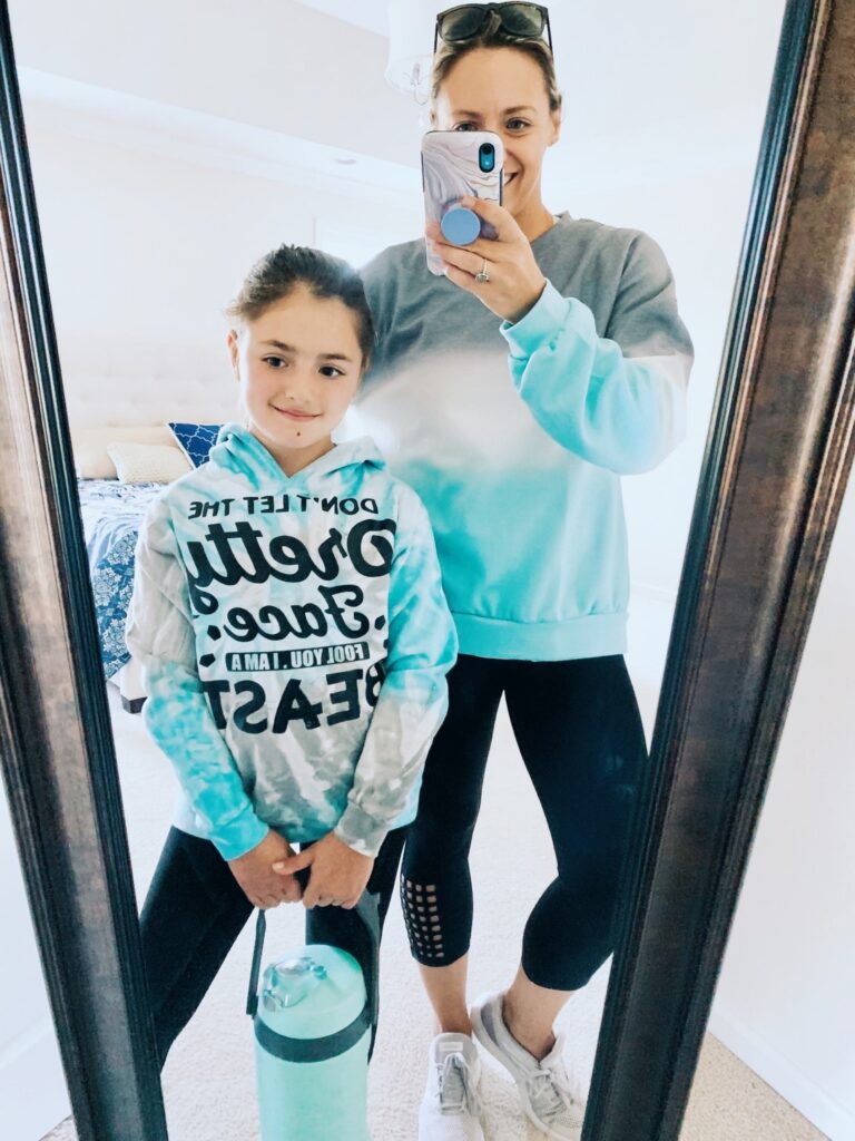 soccer mom outfit